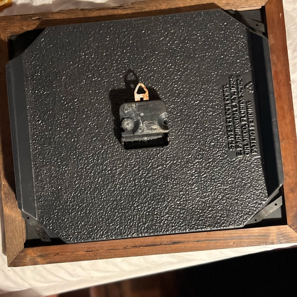 Rusty Wallace, Miller Genuine Draft #2 NASCAR Clock with Wood Frame - Picture 5 of 5